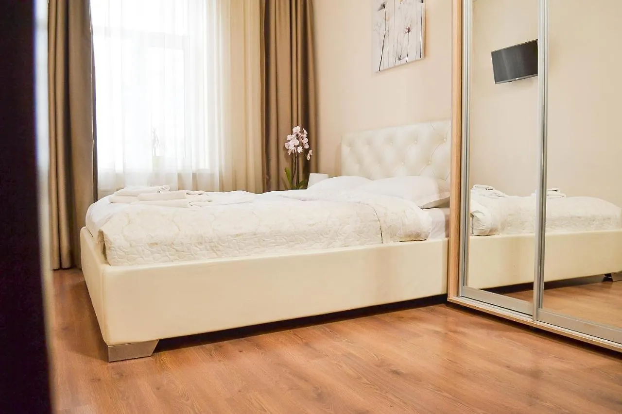 Centrroomkiev 0*, Киев Украина
